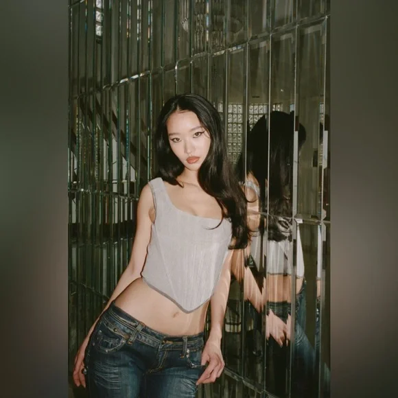 With Jéan June Corset Top Grey Size S NWT - Picture 5 of 15